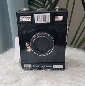 NWT Versona Black Camera Purse